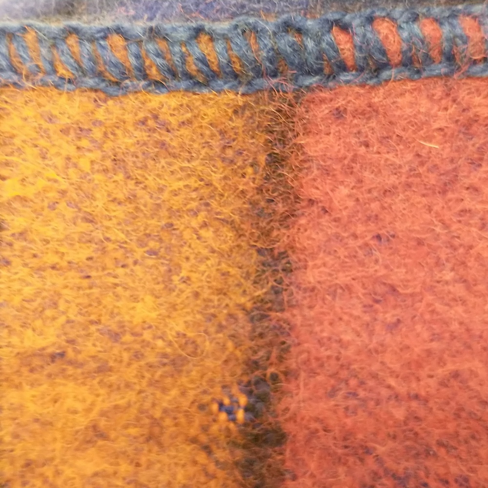 Vintage Bright Wool Wrap Jacket Plaid Blanket Coat Hooded Pockets Fringe Edge - Picture 16 of 16